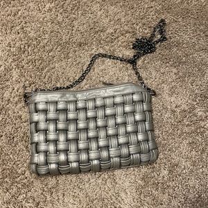 Olivia + Joy gunmetal / gray woven zipper cross body purse. EUC